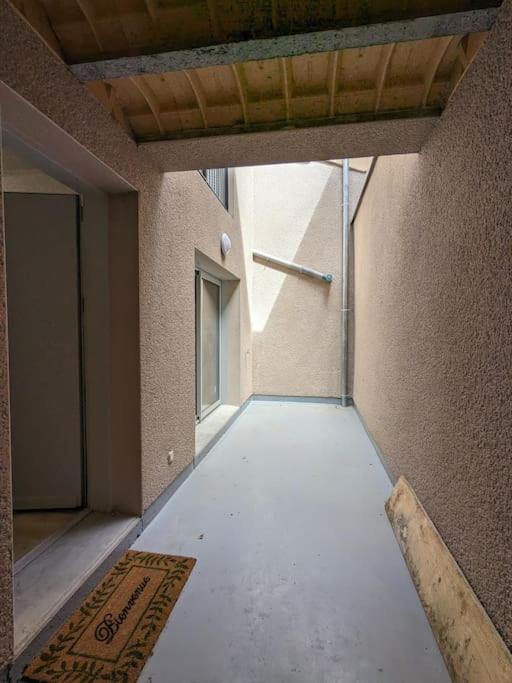 Elegante Maison T4 Avec Terrasse Vue Rhone Hébergement de vacances