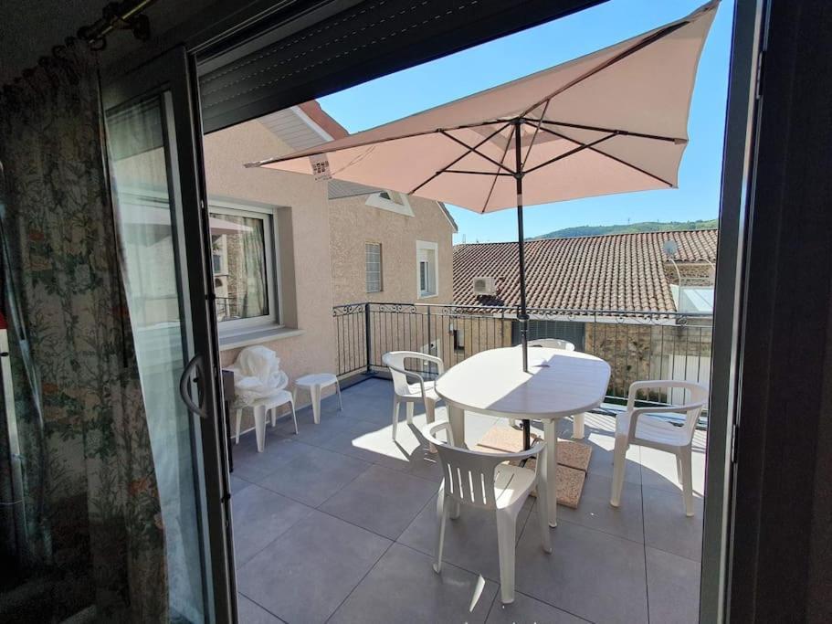 Hébergement de vacances Elegante Maison T4 Avec Terrasse Vue Rhone *