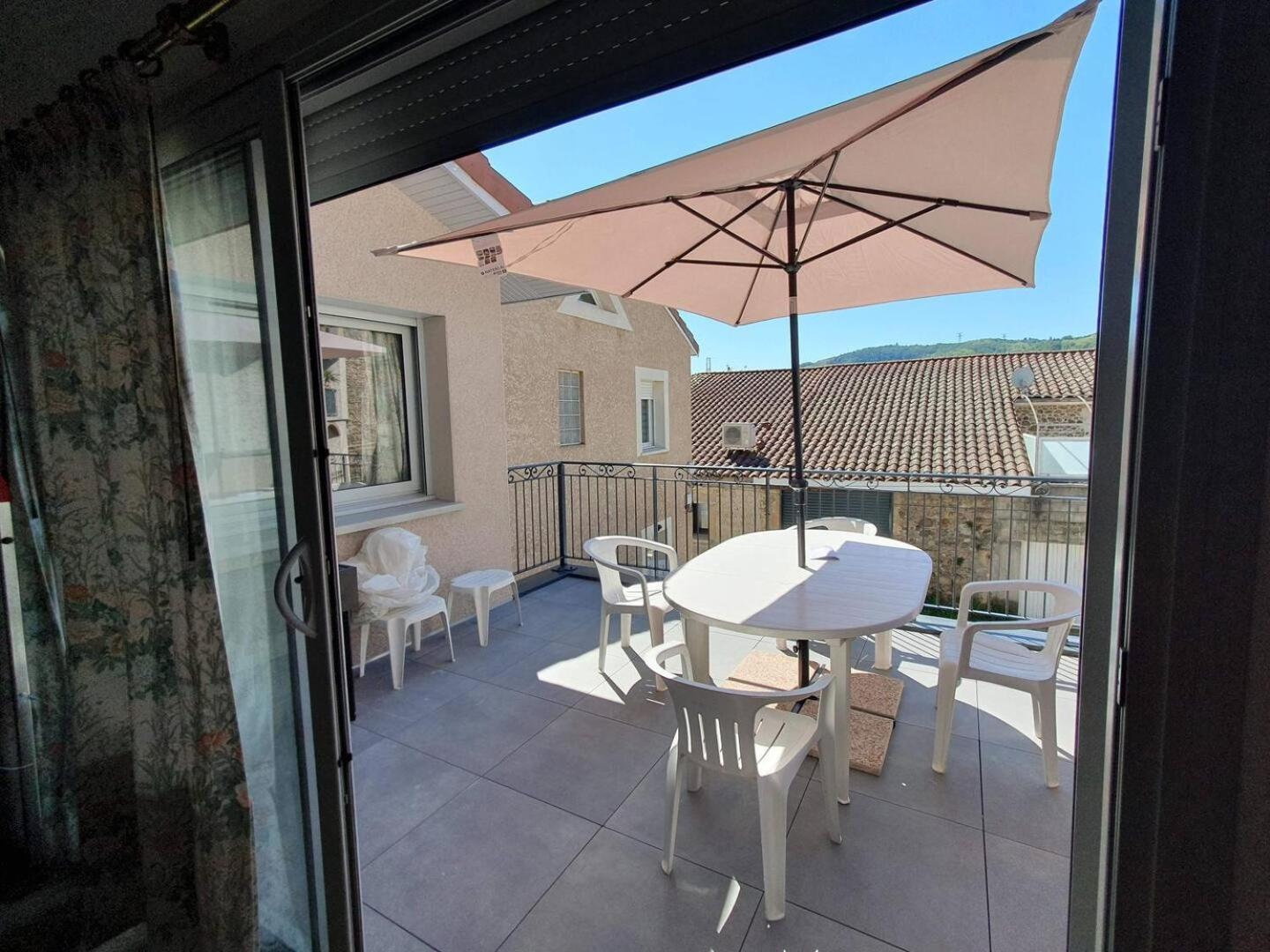 Elegante Maison T4 Avec Terrasse Vue Rhone * Sablons (Drome)