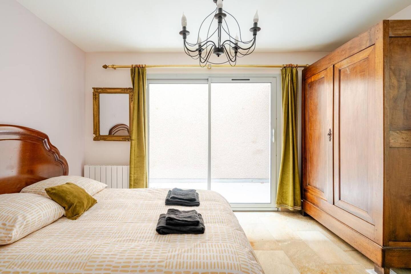 Hébergement de vacances Elegante Maison T4 Avec Terrasse Vue Rhone