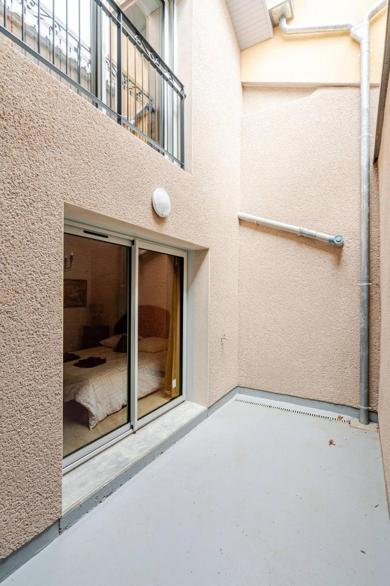 Elegante Maison T4 Avec Terrasse Vue Rhone *